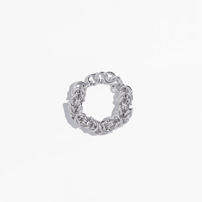 Memories Ring in solid 925 sterling silver with handwoven Byzantine chainmail on a white background