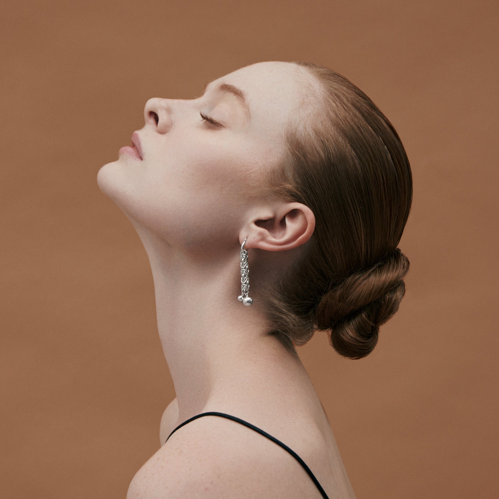 files/ming-yu-wang-leslie-earrings-sterling-silver-model-2.jpg